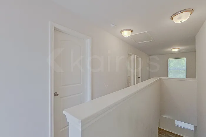 137 Shamrock Dr SW — Photo 10
