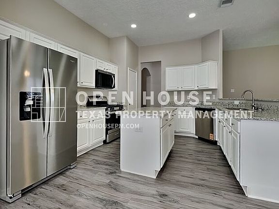 5th image of 19406 Arbor Pines Ln