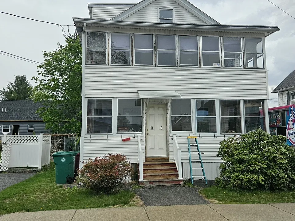 9 Victoria St #1