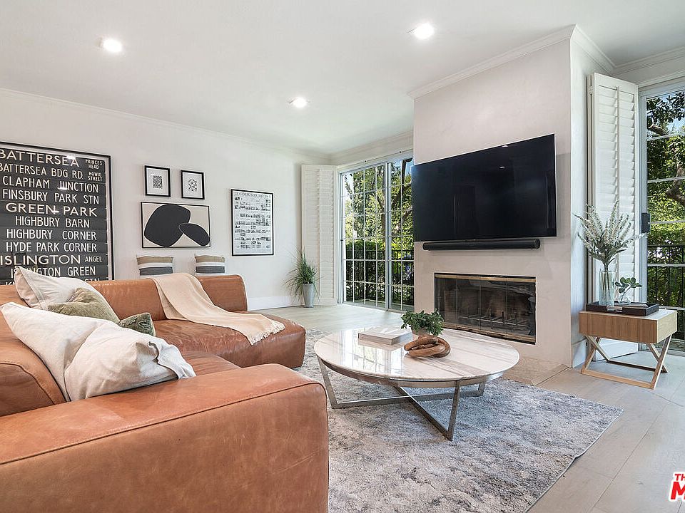1st image of 458 N Oakhurst Dr APT 104