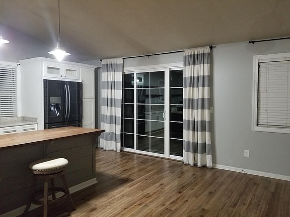 4th image of 446 Meadowland Dr
