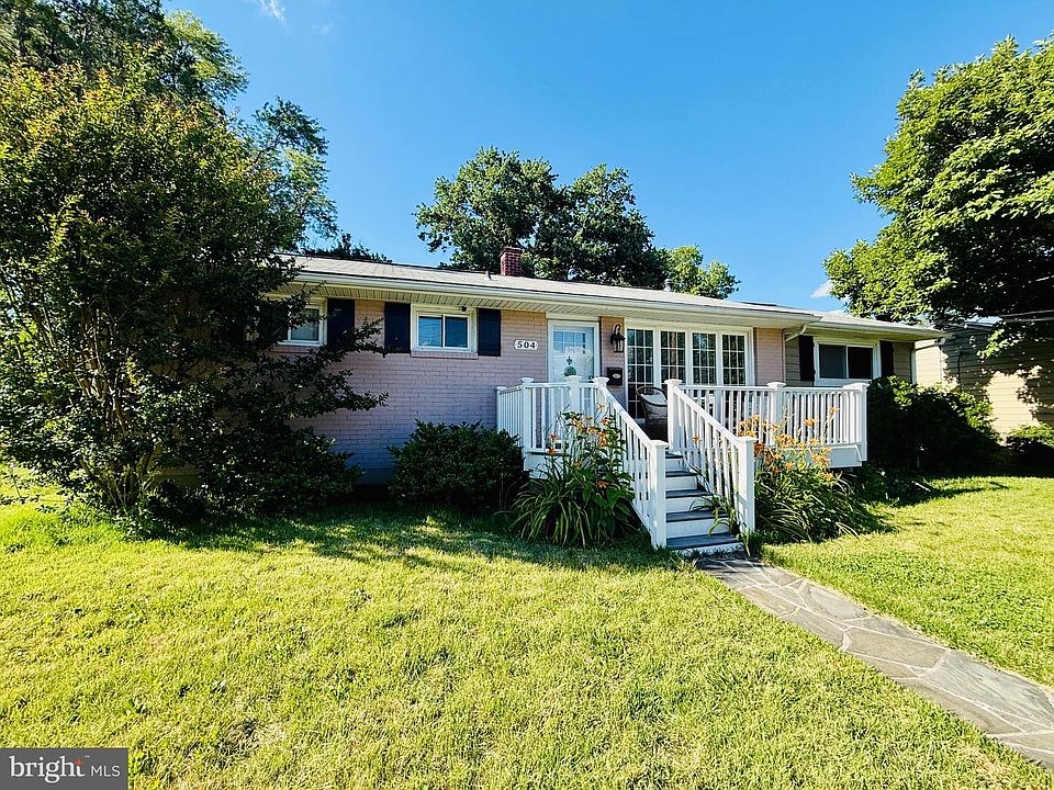 2nd image of 504 Spring Ave