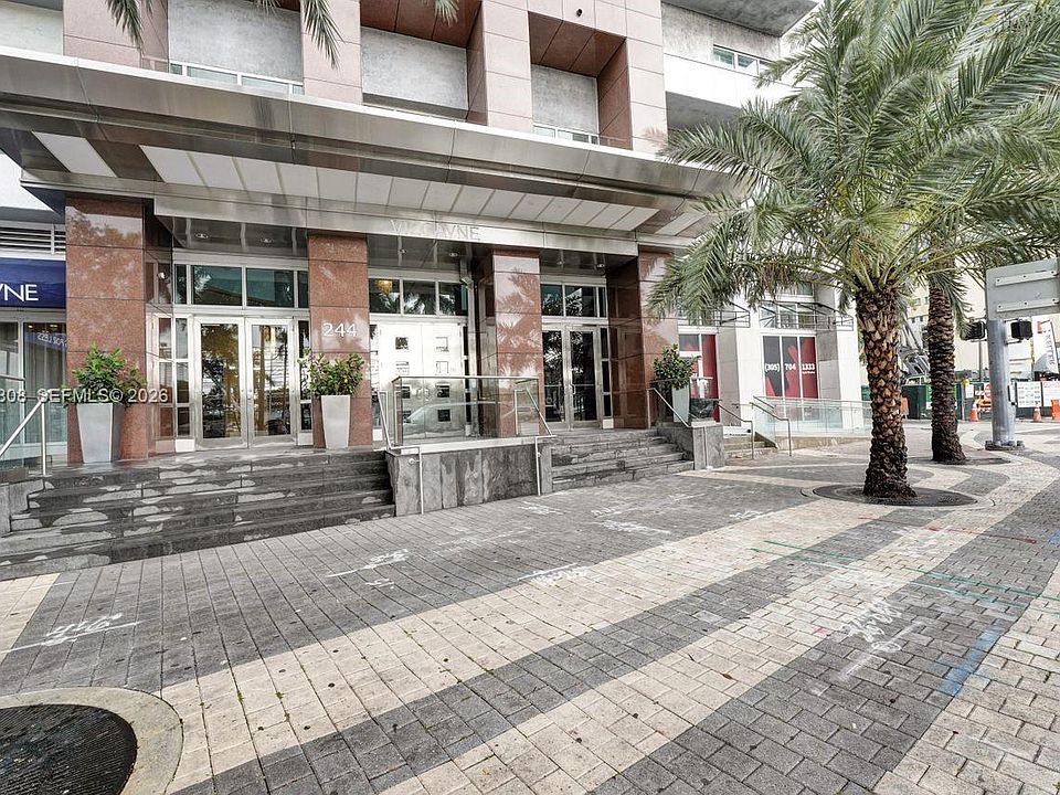 1st image of 244 Biscayne Blvd APT 2005