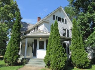 301 E 3rd St, Sandwich, IL
