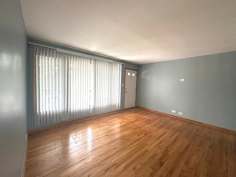 4903 N Harlem Ave #3 — Photo 3