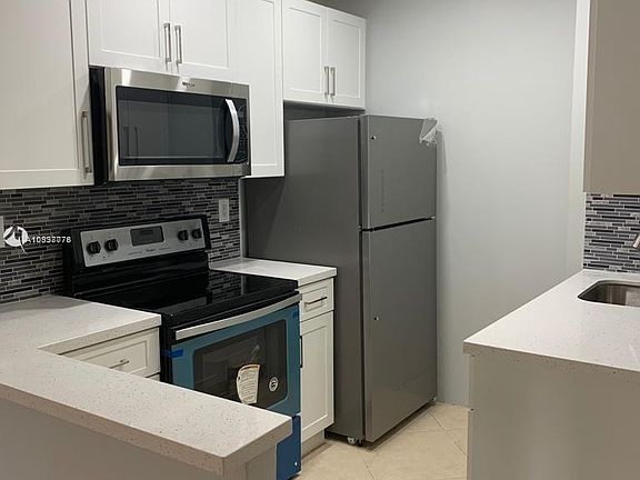 2nd image of 11111 Biscayne Blvd #1H