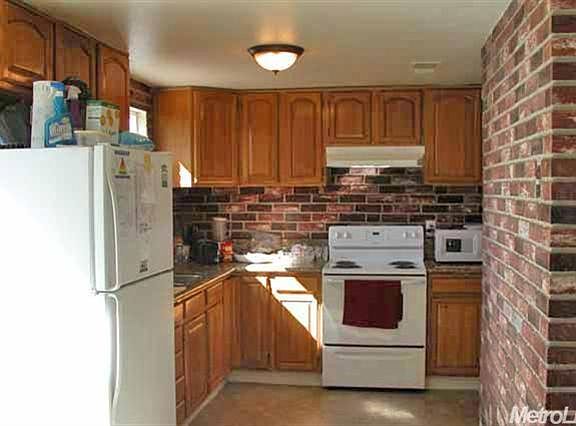 4th image of 6109 Greenfield Ln
