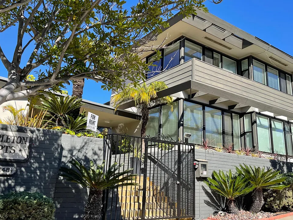 Mapleton Apartments