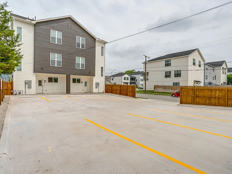 3146 Forest Park Blvd #FP-2028 — Photo 10