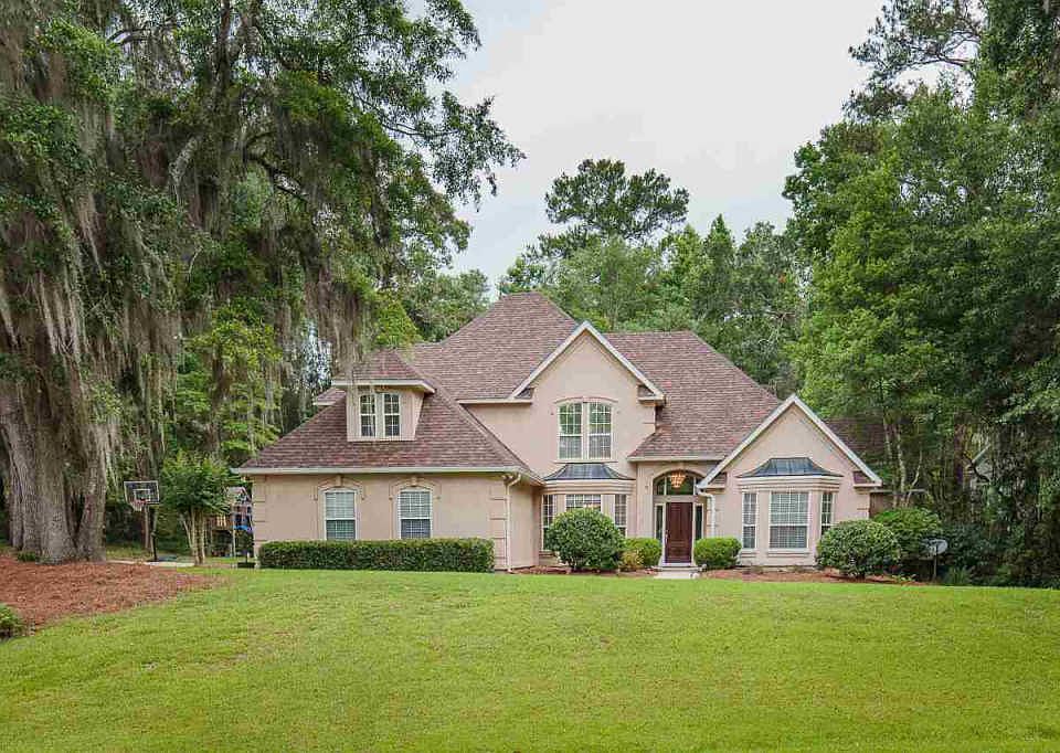1st image of 1012 Summerbrooke Dr
