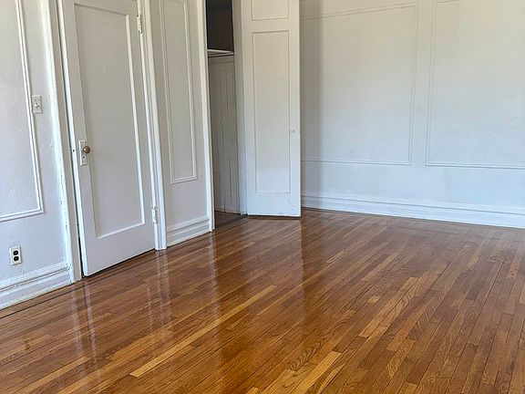 2nd image of 59 Saint Pauls Pl Unit 4B