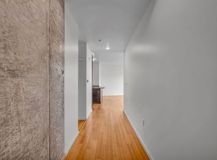 4820 S Corbett Ave UNIT 202, Portland, OR 97239