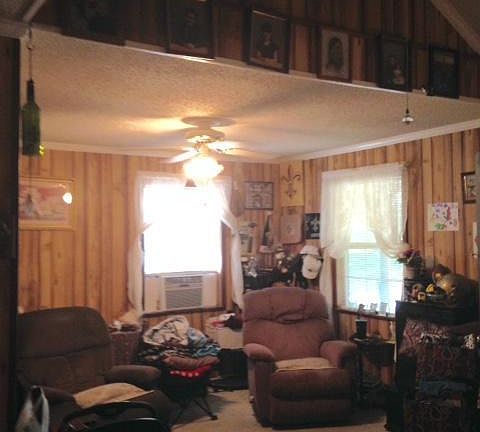 4th image of 15044 McGuire Dr