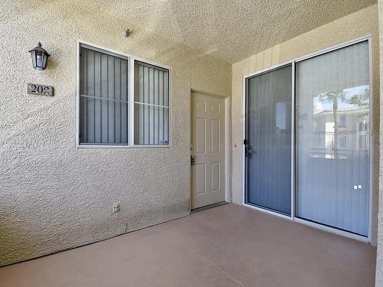 7189 S Durango Dr #202 — Photo 18