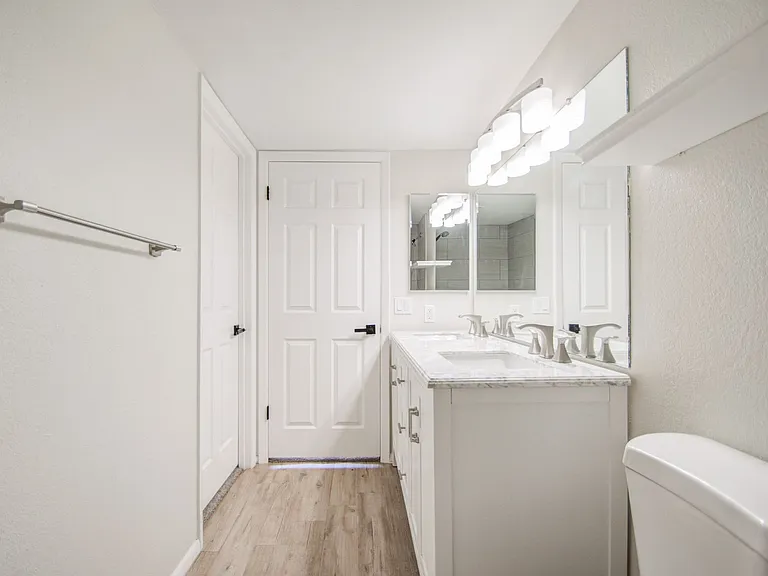 7761 N 19th Dr — Photo 14