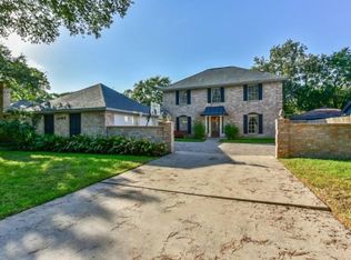 12018 Nova Dr, Houston, TX 77077