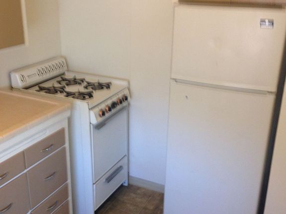 3rd image of 827 Pacific Ave APT H
