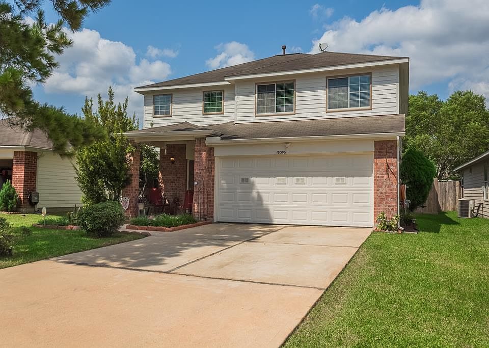 1st image of 18306 Barkers Crest Dr