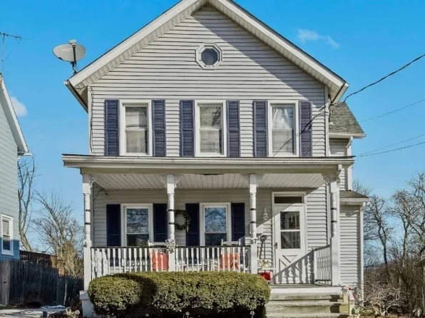 67 Trinity St, Newton Town, NJ 07860