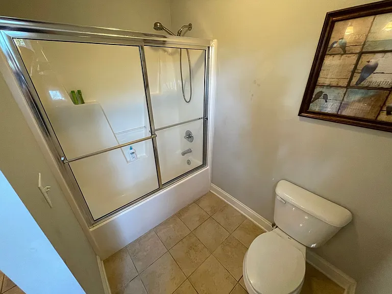 34 Woodbury Ln — Photo 32