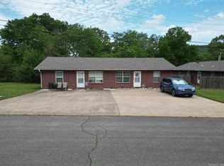 401 & 403 N Conway St, Heber Springs, AR 72543