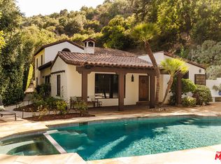 4105 Crisp Canyon Rd, Sherman Oaks, CA 91403