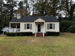 227 Pickens St, Edgefield, SC 29824