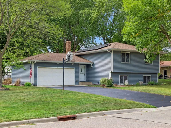 20749 Italy Ave, Lakeville, MN 55044