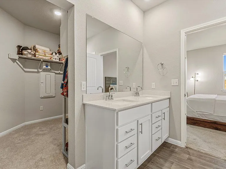 112 Rainmaker Cv — Photo 18