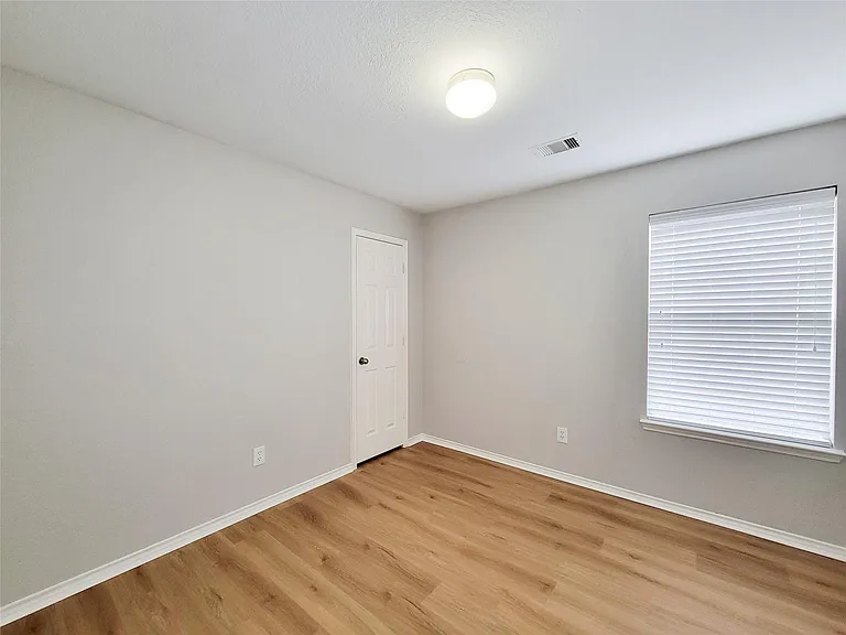 7438 Fox Knoll Ln — Photo 26