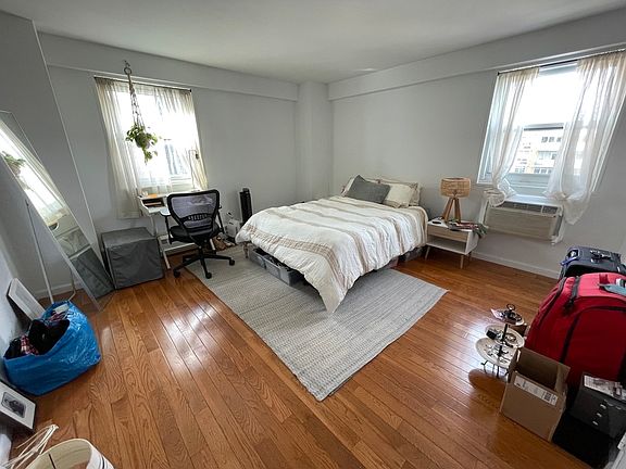 4th image of 191 Willoughby St Suite 15J