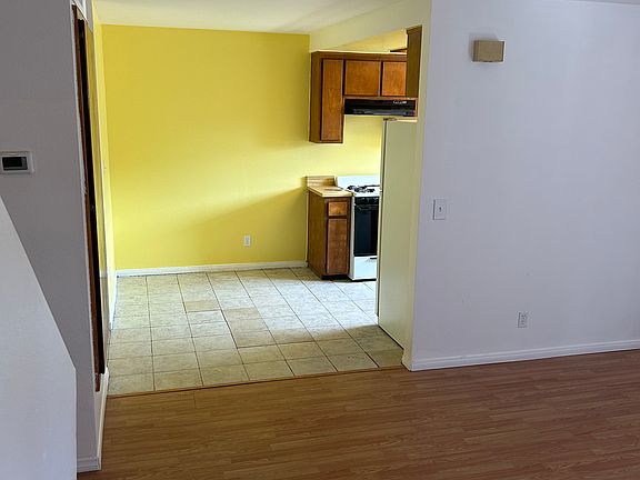 3rd image of 636 N Dudley St