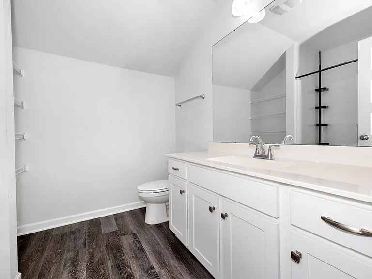 171 Kingswood Dr — Photo 42
