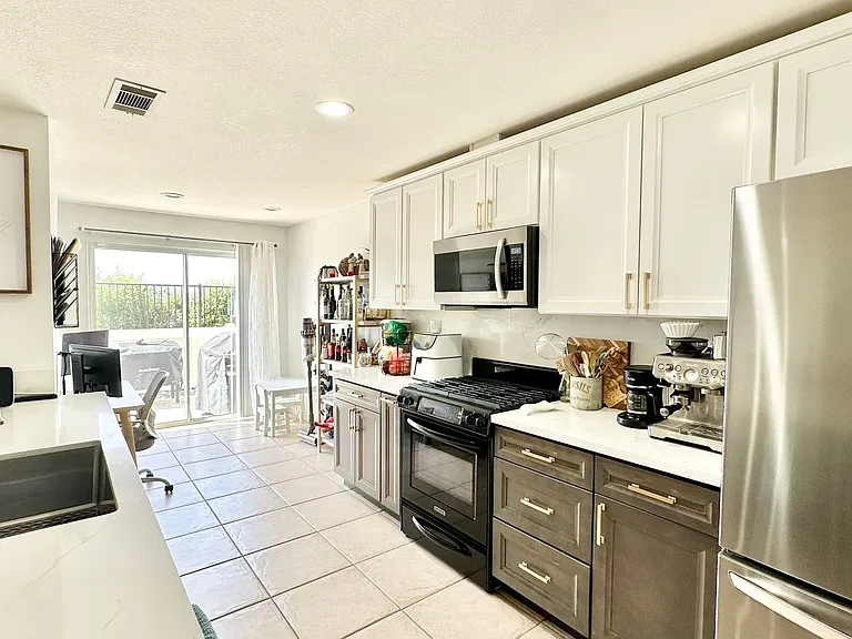 5010 Golondrina Way #59 — Photo 9
