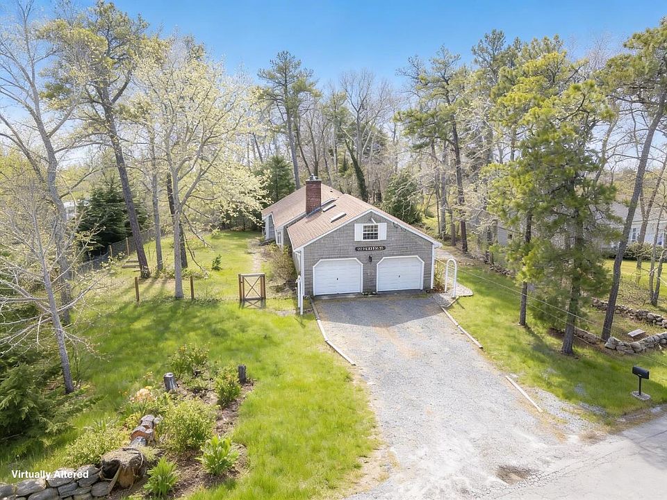 2nd image of 527 S Orleans Road