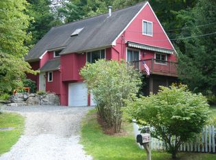 2 Black Cherry Ln, Sandy Hook, CT 06482