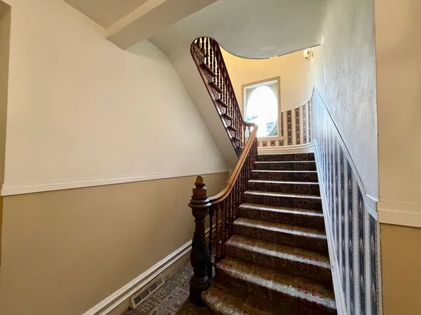 The Mansion, 1227-1237 N Cass St #301, Milwaukee, WI 53202