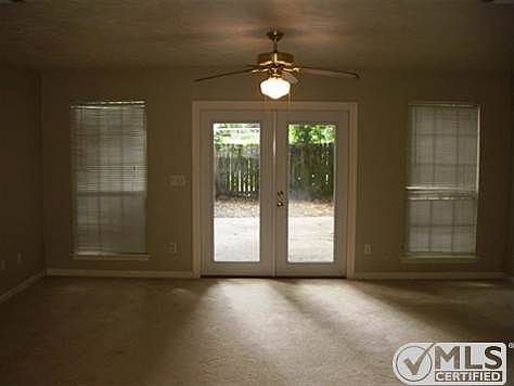 3rd image of 554 Teal Ln #8