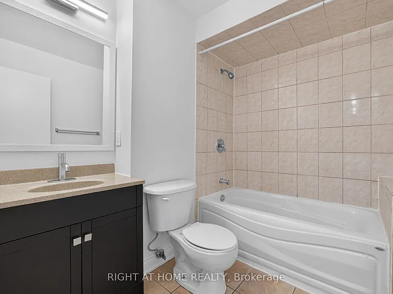 2605 Woodchester Dr #5 — Photo 20