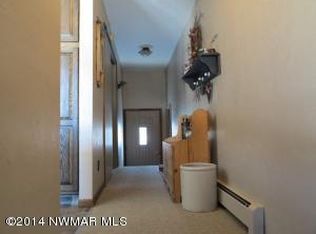 172 W Melgaard Ave, Newfolden, MN 56738
