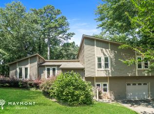 6560 Valley Hill Dr SW, Mableton, GA 30126