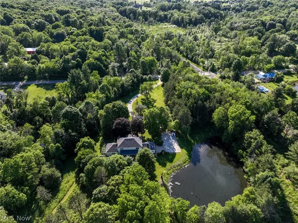 1685 S Medina Line Rd, Akron, OH 44321
