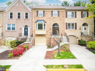 4664 Luxberry Dr, Fairfax, VA 22032