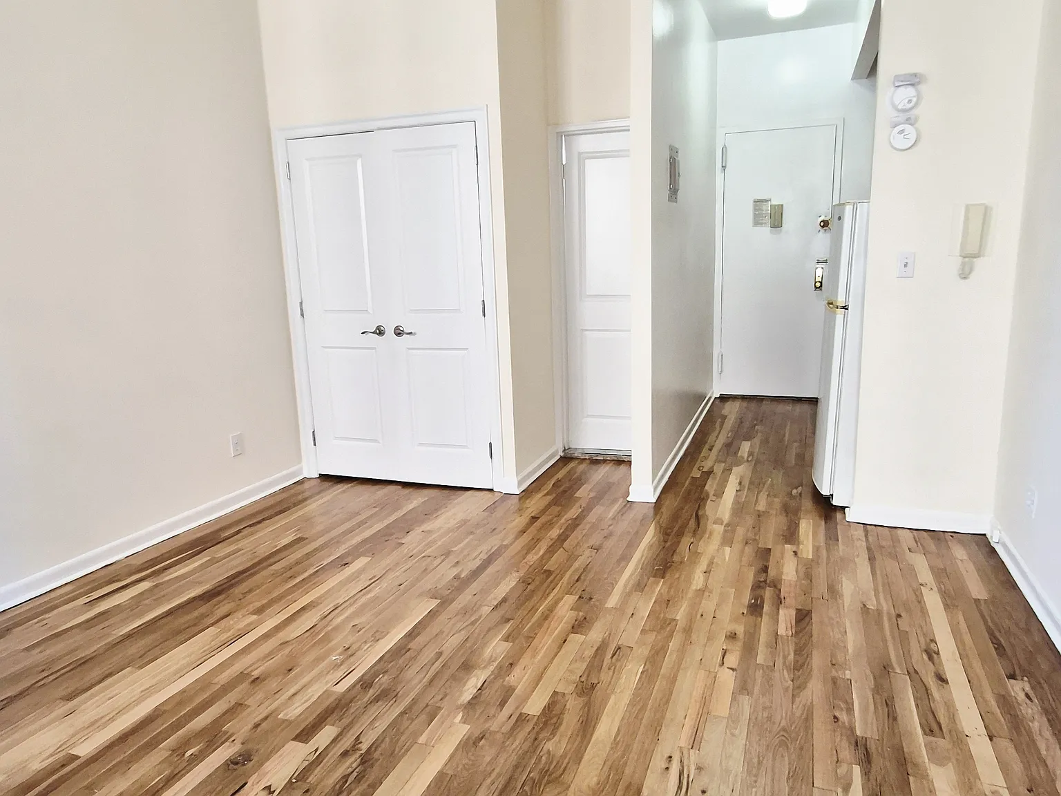 206 West 106th Street — Photo 2