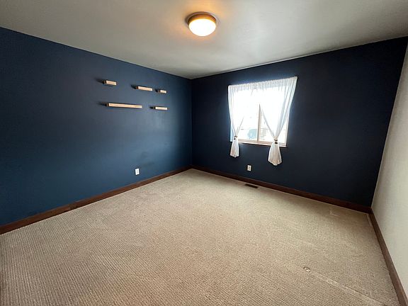 4th image of 1308 Fozzie Ln Unit B