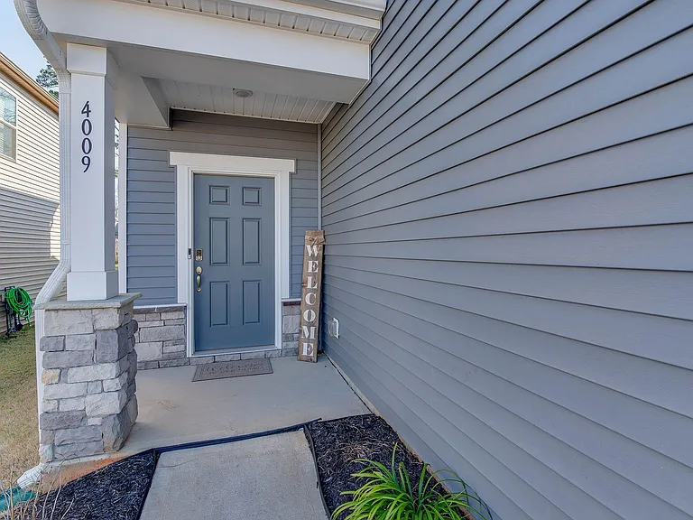 4009 Woodland View Dr — Photo 41