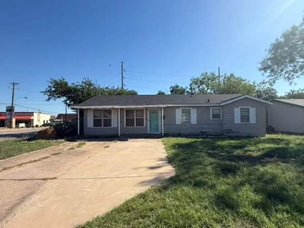 2826 S 39th St, Abilene, TX 79605