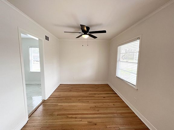 4th image of 4238 Cherrydale Ave
