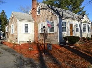 33 Gault Rd, West Wareham, MA 02576