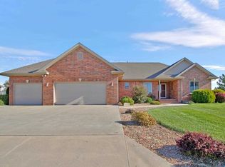 500 Witmarsum West Dr, North Newton, KS 67117